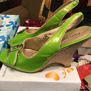 lime green wedge heels